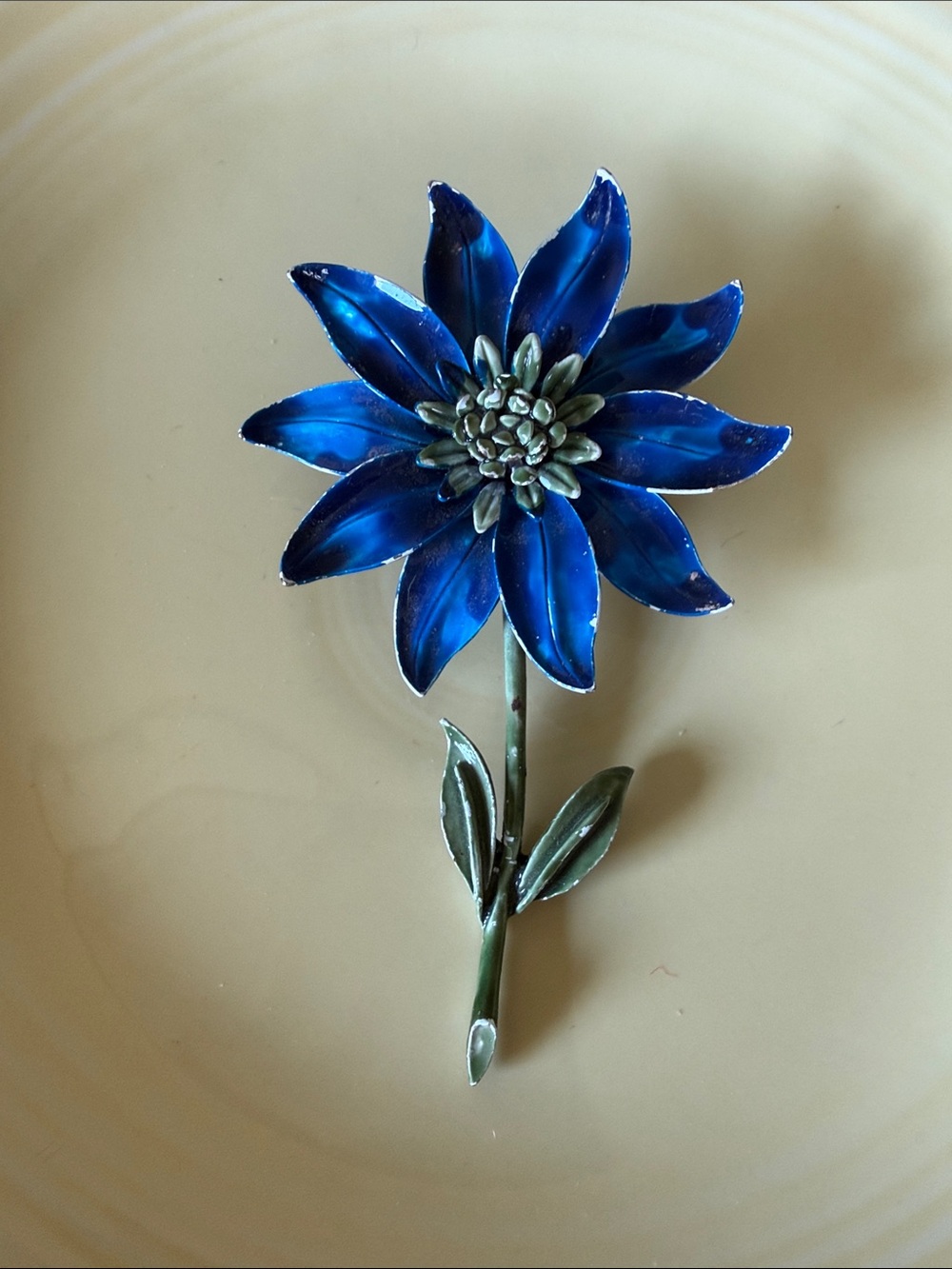 Enameled 60’s brooch